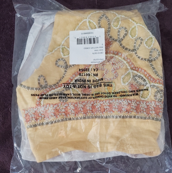 HPx2 🎉 Embroidered Free People Halter Yellow - Picture 4 of 6